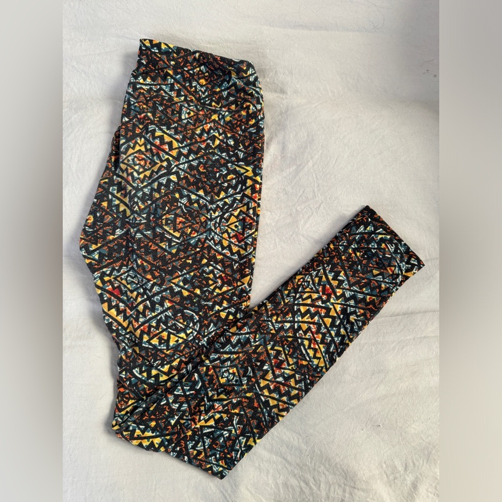 LulaRoe Women’s Tribal Pattern Leggings One Size / Fits like S/M / Multicolored